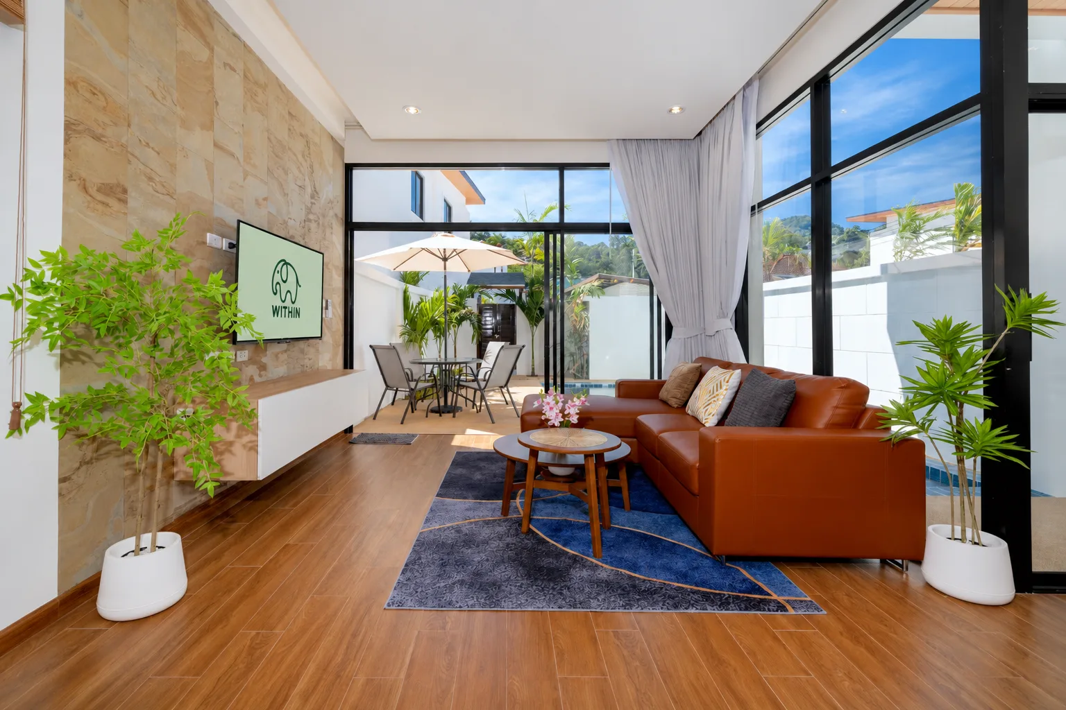 Modern 3 Bedroom Private Pool Villa in Kamala